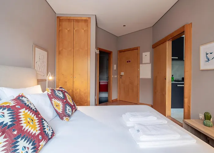 公寓 Mauve Perto Do Metro, Cedofeita, 波尔图